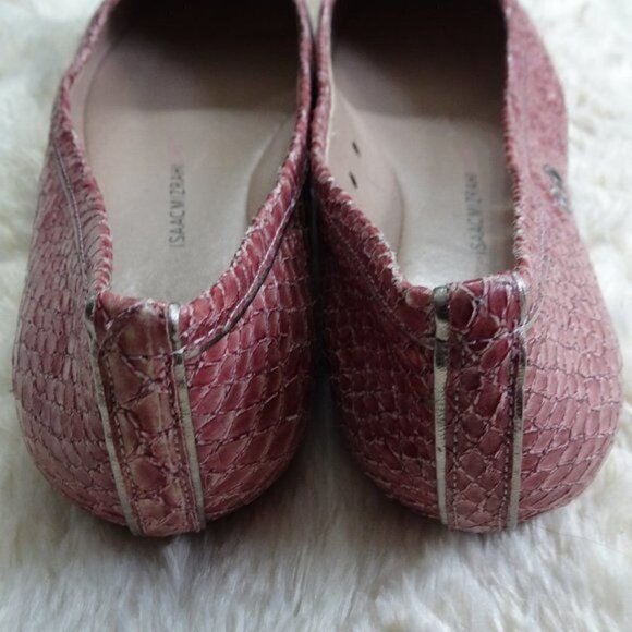 Isaac Mizrahi Live Pink Snake Skin Style Flats 7.5 - Picture 4 of 8